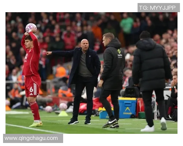 英超激战利物浦险胜那不勒斯帽子戏法引爆全场精彩瞬间回顾