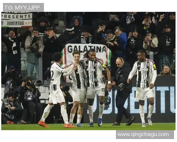 那不勒斯在足总杯中以3-0战胜尤文图斯补时进球引发全场狂欢